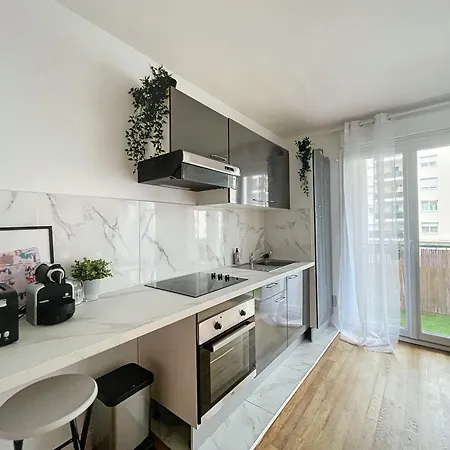 Le Ptit Lyonnais, Prox Tram T3, Terrasse, Moderne * Villeurbanne