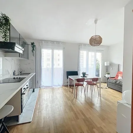 Apartment Le Ptit Lyonnais, Prox Tram T3, Terrasse, Moderne
