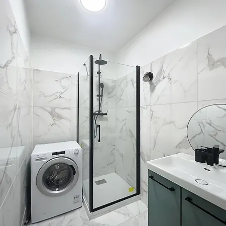 Apartment Le Ptit Lyonnais, Prox Tram T3, Terrasse, Moderne